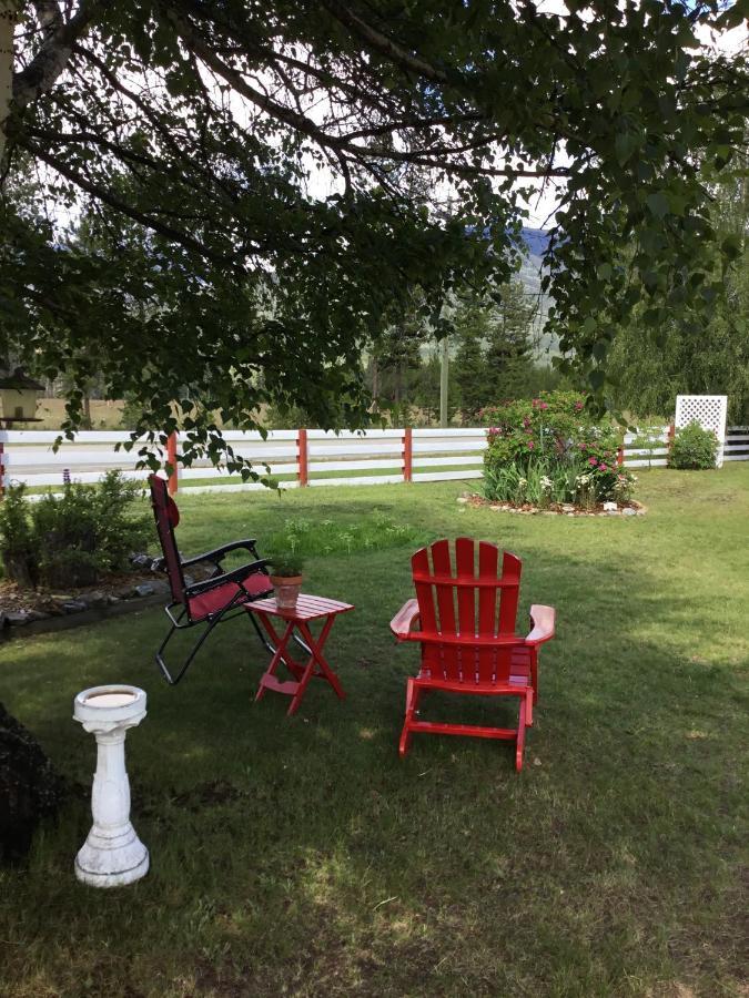 Rose Cottage Bed & Breakfast Valemount Dış mekan fotoğraf